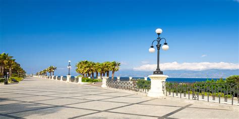 bakeca gay reggio calabria|Gay guide of Reggio Calabria